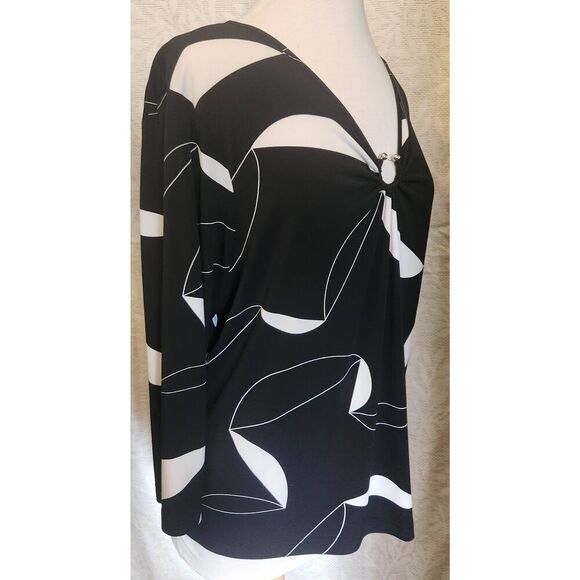 F95 Sag Harbor stretchy black n white blouse - Picture 2 of 7